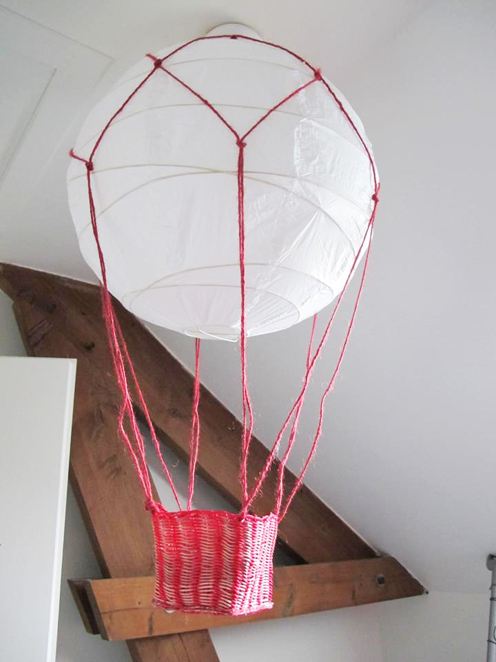 tuto montgolfière en papier sur le blog diy jeanne s'amuse